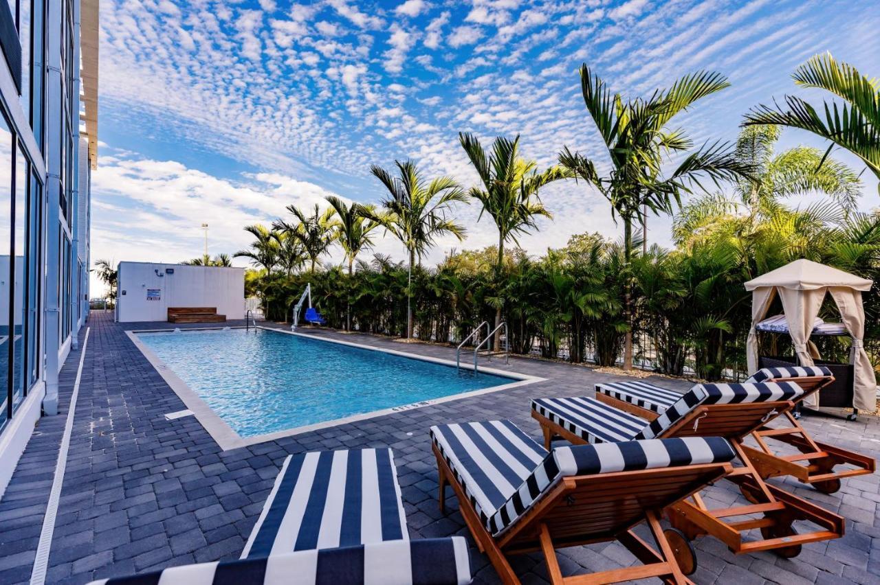 Kompose Boutique Hotel Сарасота Экстерьер фото